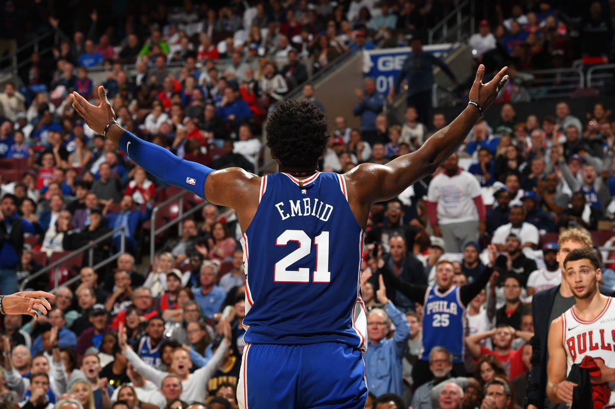 32分 28板 19助,下一个"詹姆斯",76人看|西蒙斯|詹姆斯|天赋_新浪新闻