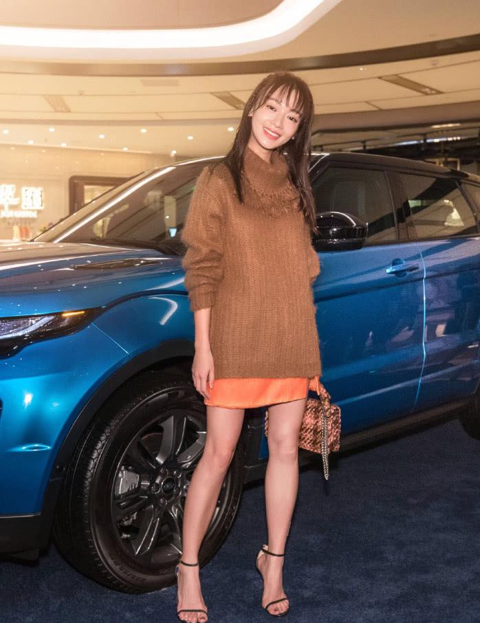 吴谨言最近造型太雷人,下半身不就是半颗"橘子皮",腿真黑!