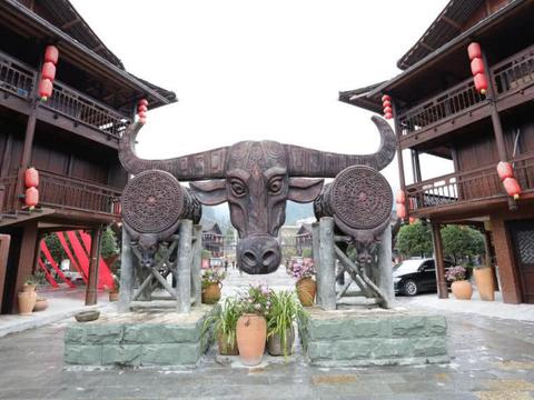 贵州省三都县中国西南影视城建成!_新浪新闻