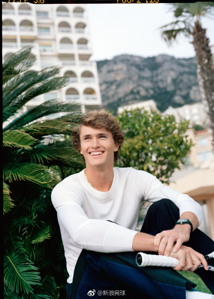 兹维列夫最新写真送上