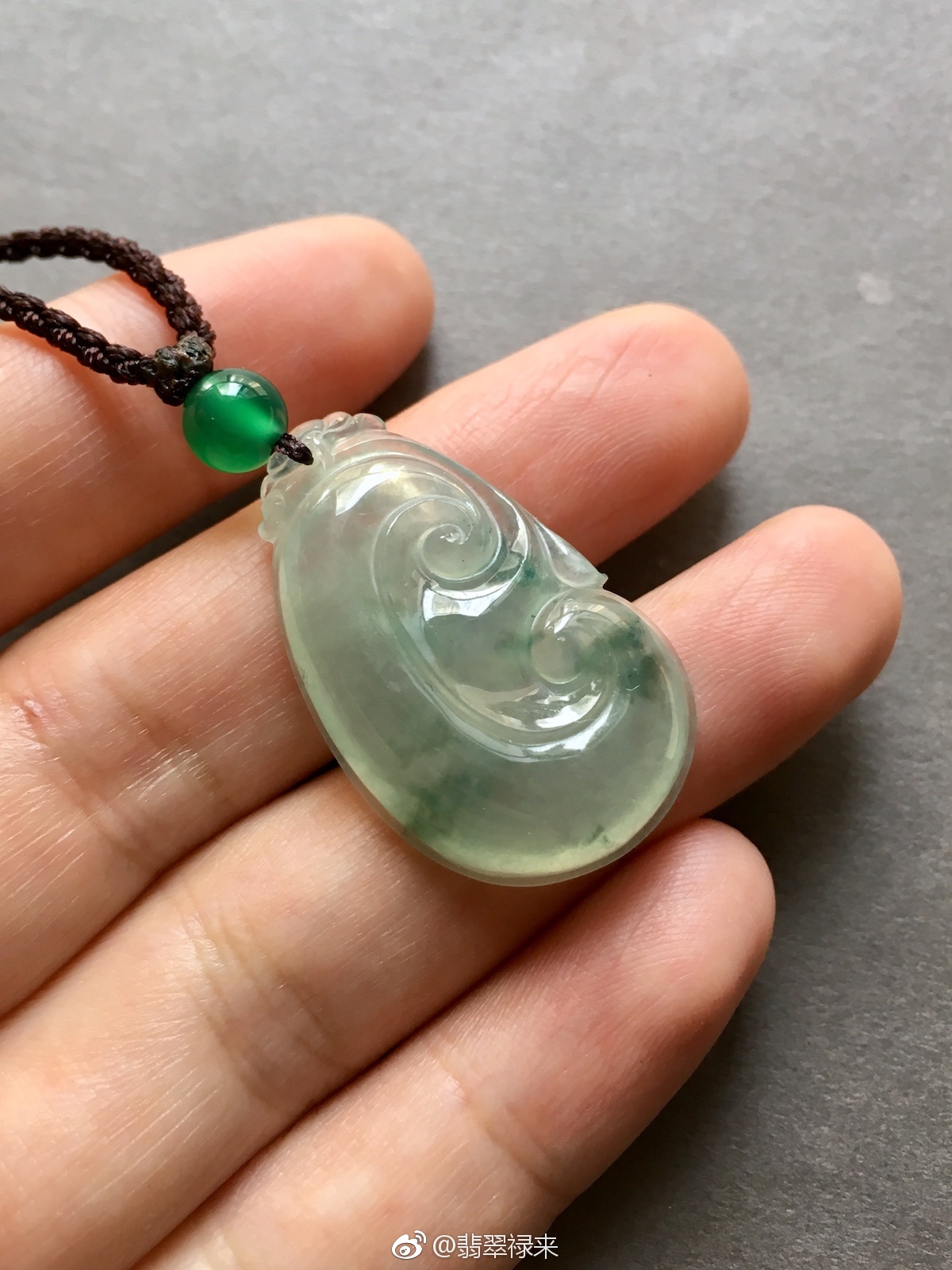 滑溜溜的冰种飘花翡翠如意种水特别棒