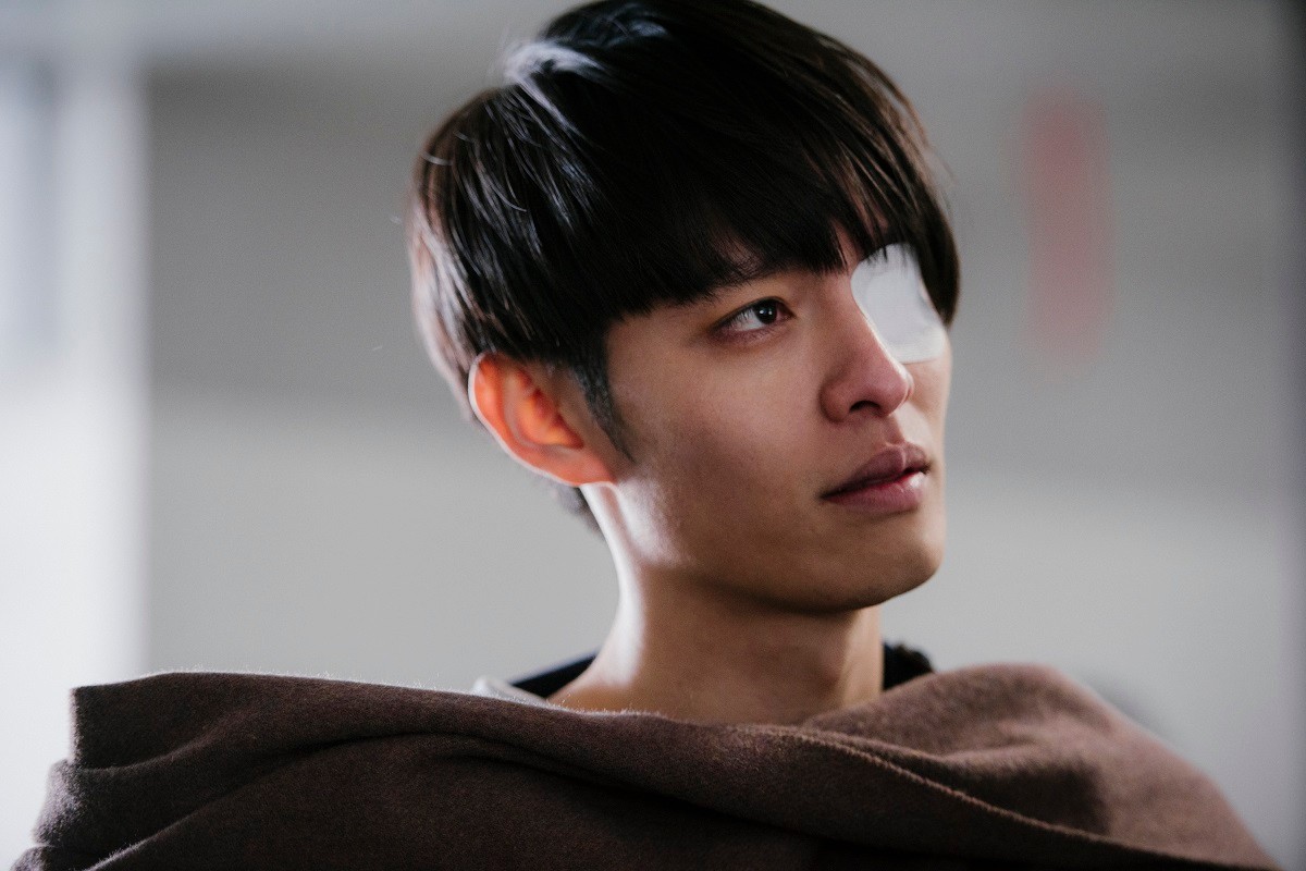 曹佑宁《奇妙物语之重生电梯》分饰两角 "精分"对决演技获赞