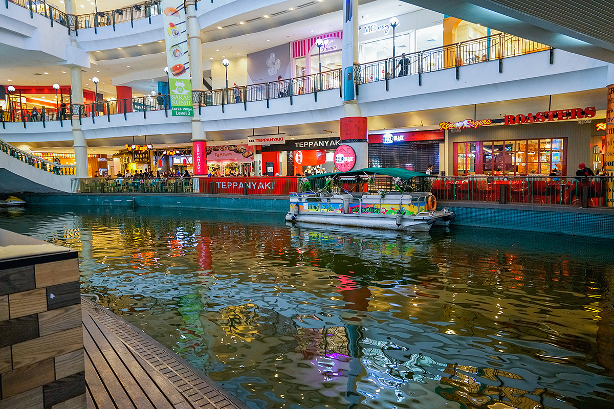 马来西亚雪兰莪旧矿湖,华丽丽变身水上运河威尼斯