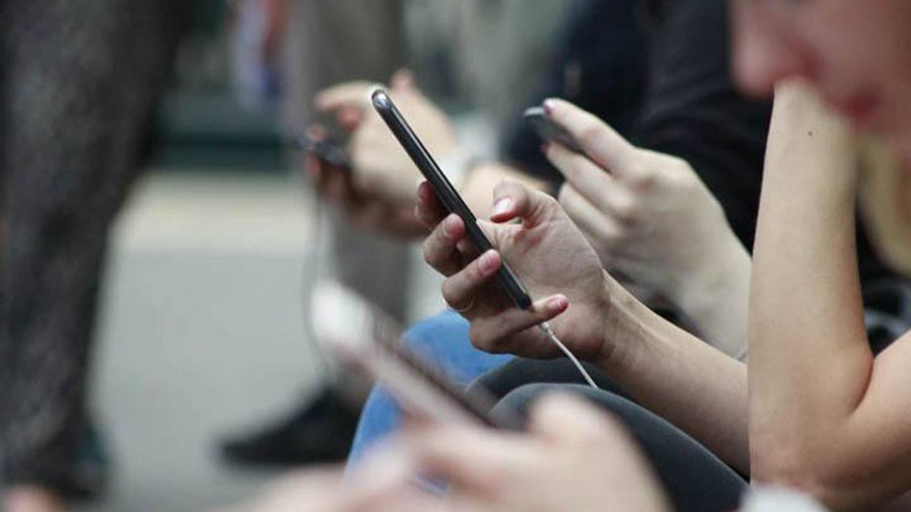 如果把13亿中国人拉到一个微信群，会发生什么？