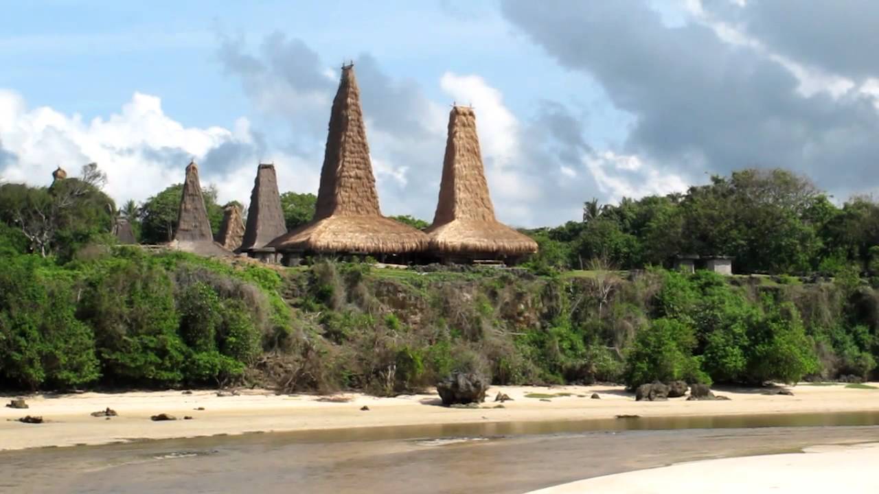 东南亚这4个冷门岛屿可以去自嗨|东南亚|松巴岛|岛屿_新浪新闻