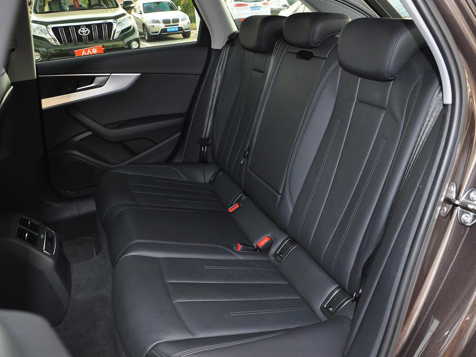 奥迪a42017款 45tfsi allroad quattro时尚型不容错过