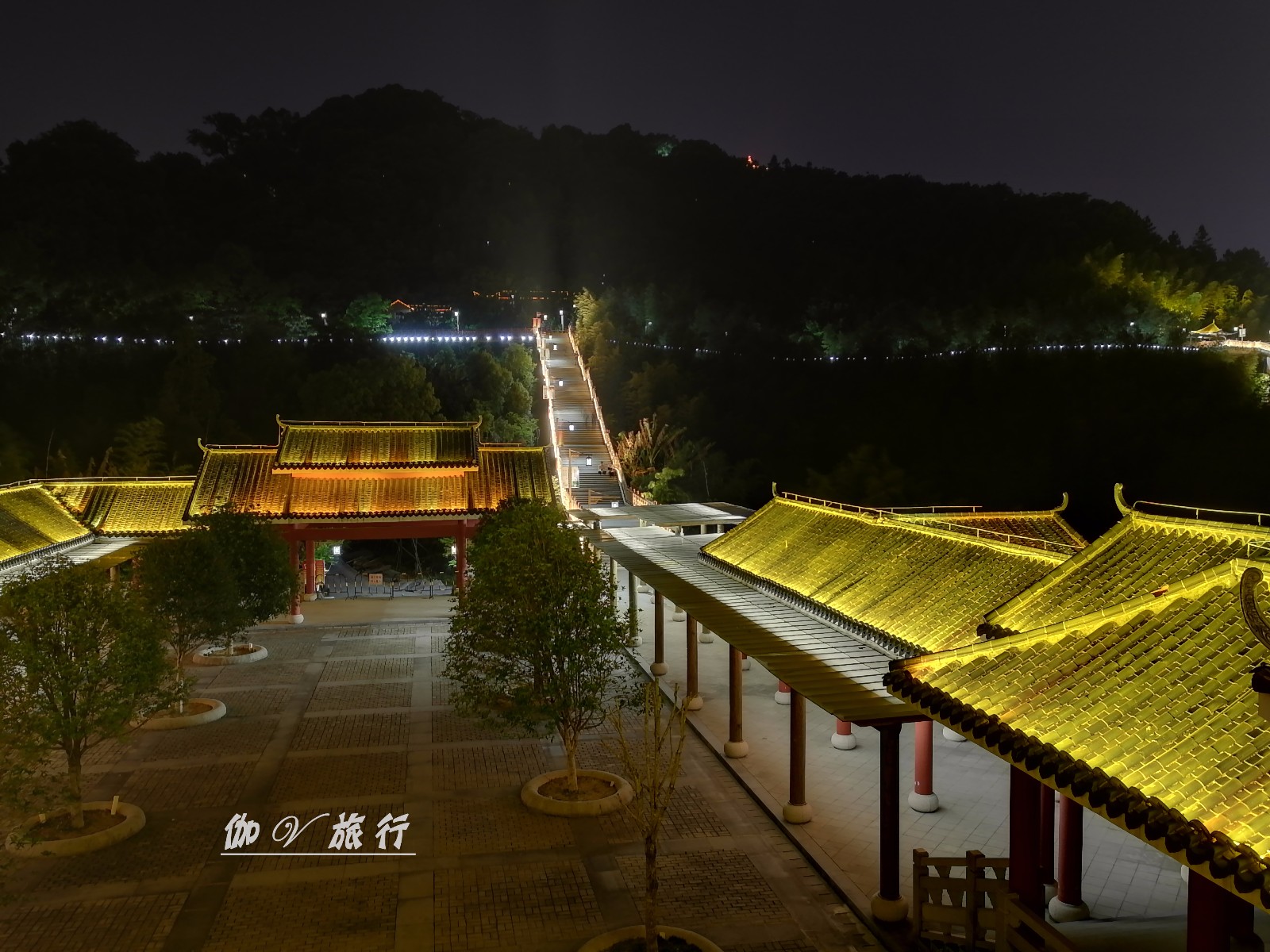 邓恢林被公诉