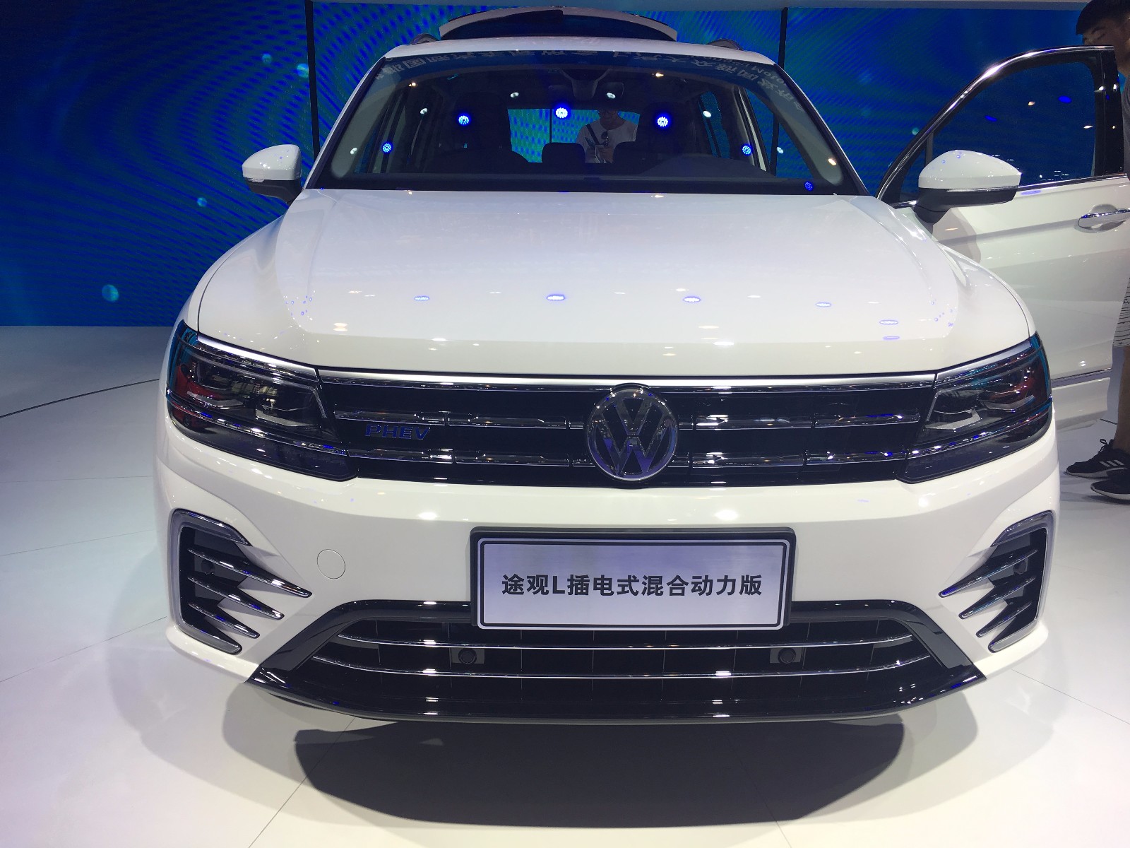 上汽大众途观lphev亮相成都车展