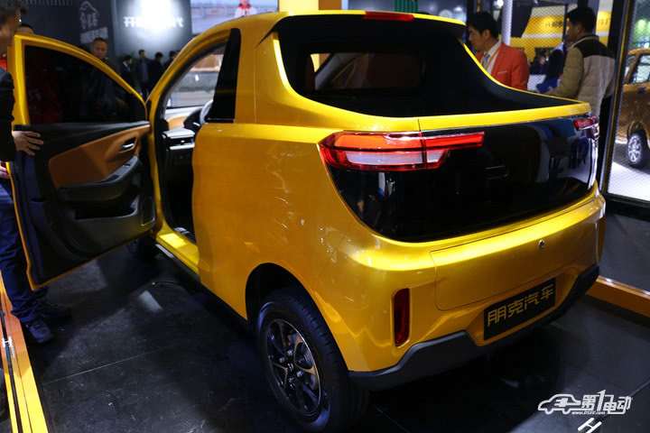 微型电动车出现新物种御捷新生代品牌朋克汽车济南车展首发