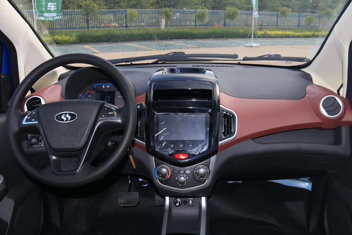 易咖新能源携手三款新车上市 订单一日突破5000辆