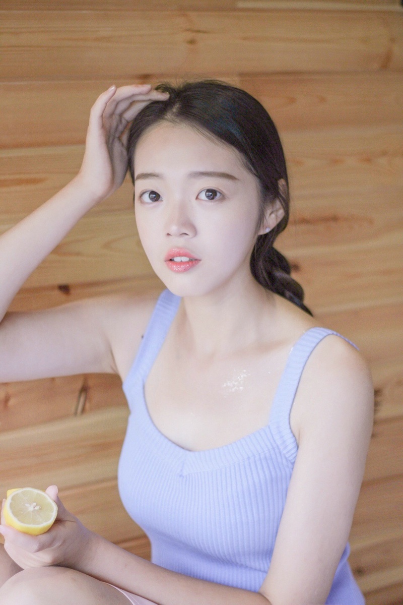 清纯素颜氧气少女活力俏皮写真集 @微相册 @微博摄影