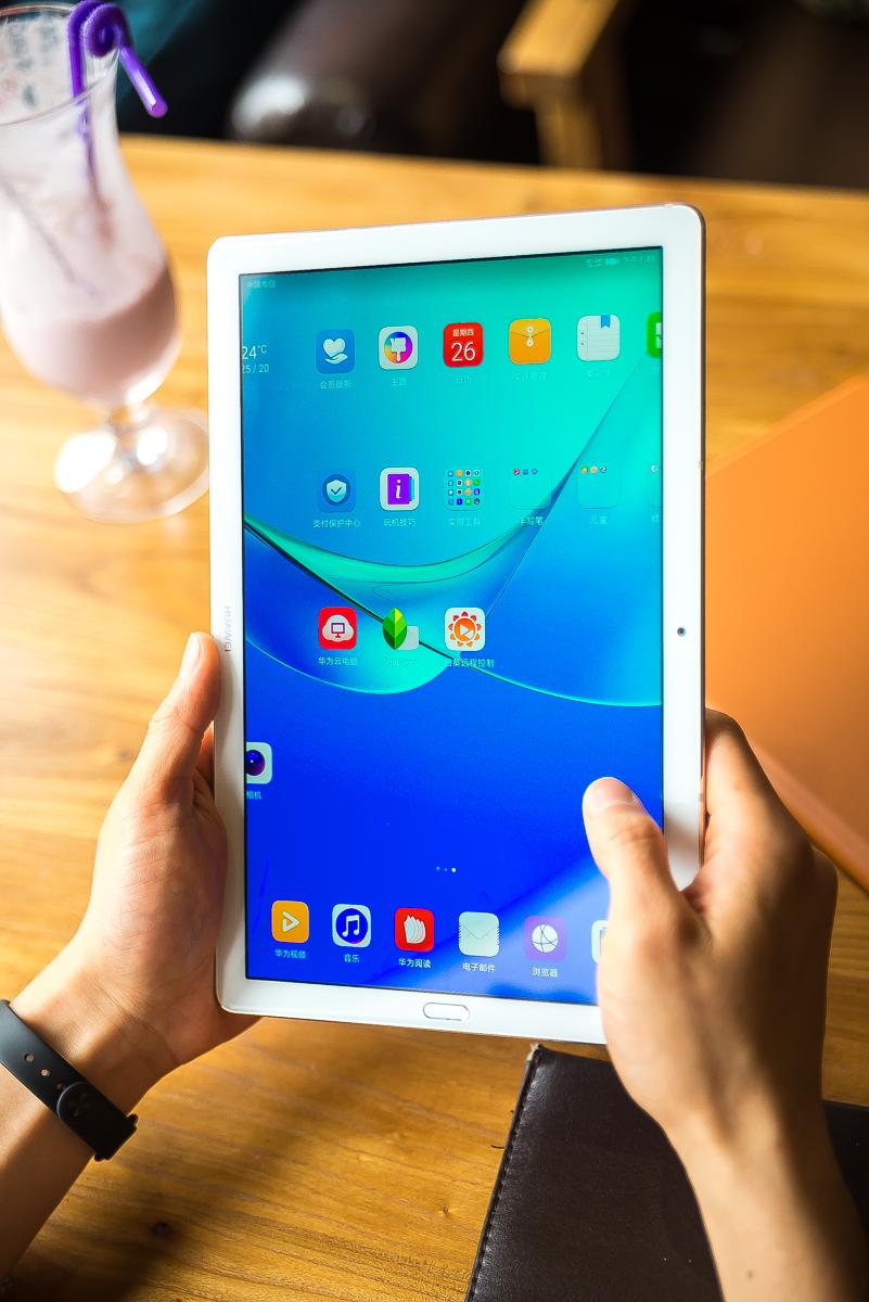 恶补漫威系列 华为平板m5助你一臂之力