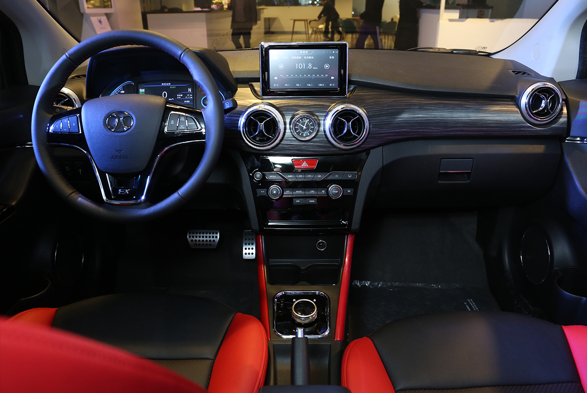 续航显著提升 北汽新能源ex360正式上市