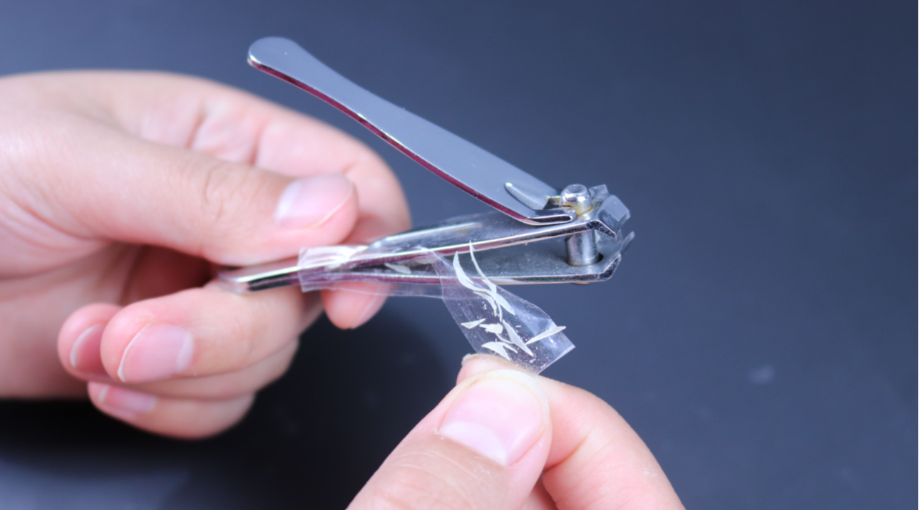 给指甲剪这样安装个小机关,从此指甲再也不乱飞了,太厉害了