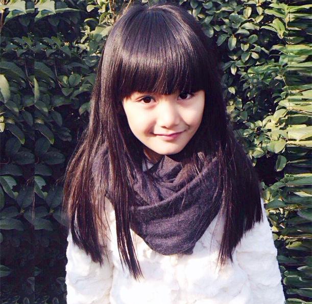 她是赵丽颖郑爽唐嫣刘诗诗的公共替身 十岁孩子却像二十岁姑娘