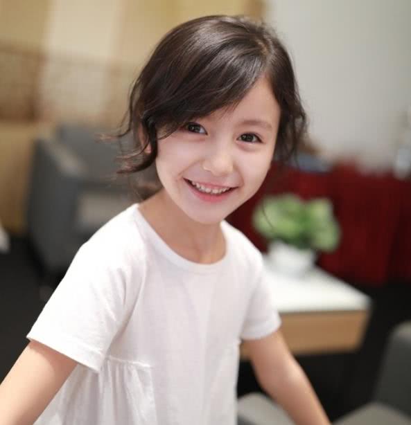 王思聪关注的最小网红,抖音第一小女神,才9岁就与王俊凯合作!