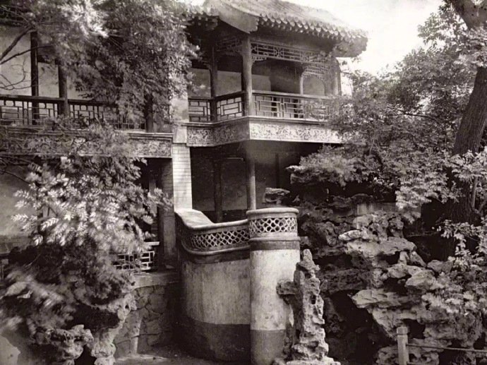 潜心画栋亦雕梁,恍如隔世散古香。|雕梁|古香_新浪新闻