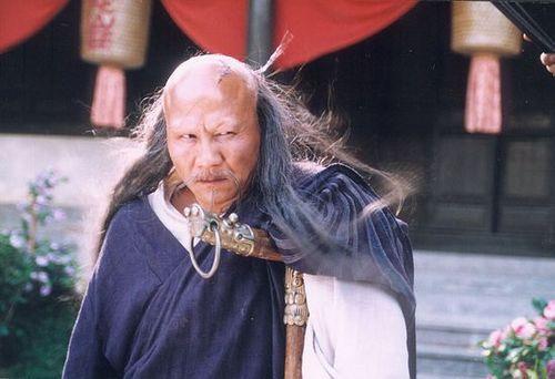 演坏人让人咬牙切齿的明星,张耀扬"乌鸦"上榜,最凶反派已去世