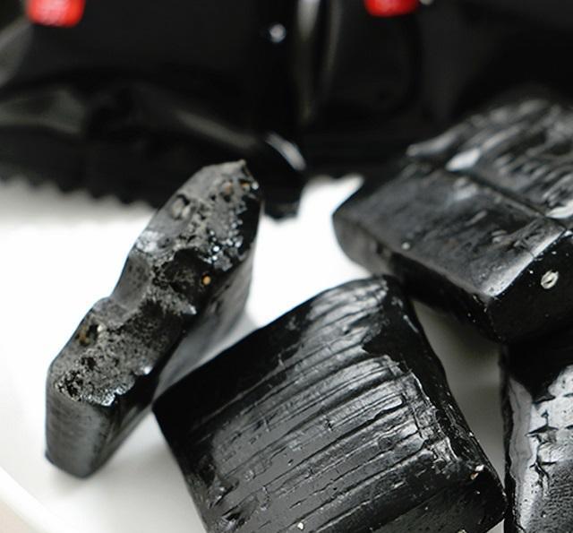 世界上最神奇的5种糖果, 美国哈利波特糖味道百变, 还有黑奶糖