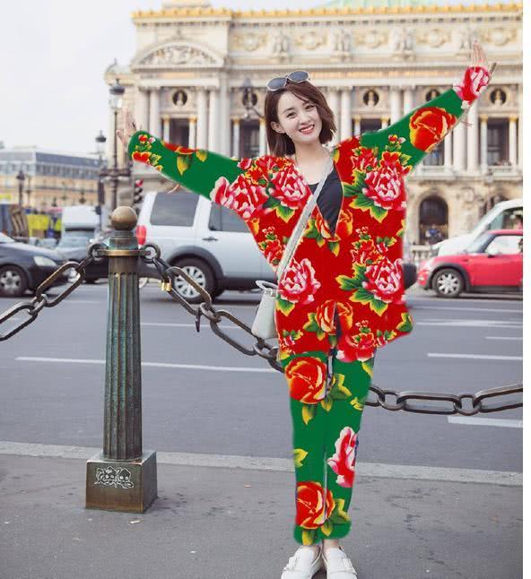 当这些女明星穿上大花棉袄,这是一个比一个还漂亮