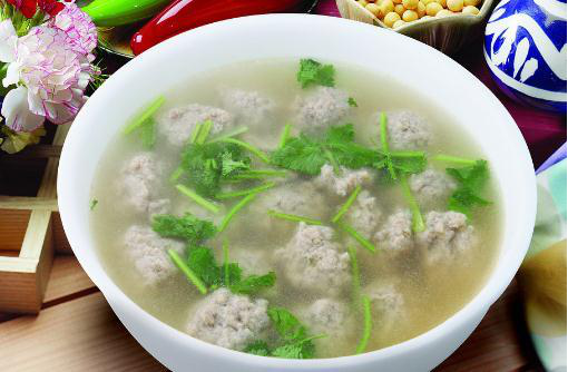 教你砂锅煲的三种做法:汆牛肉丸子煲,西红柿牛腩煲,黄焖鸡汤煲