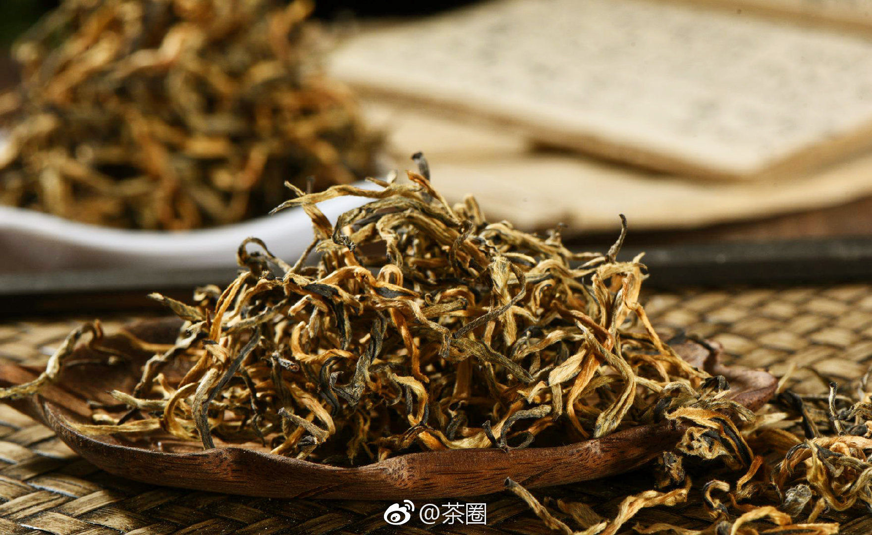 滇红茶属大叶种类型的工夫茶主产云南的临沧保山凤庆等地
