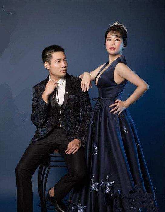 lol大司马婚纱照流出 网友: 马老师的眼神不老实