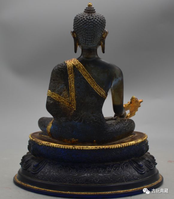 药师佛,又称药师如来 明代 琉璃鎏金药师如来佛