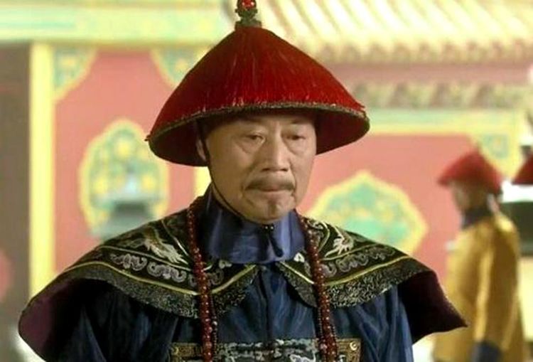 他是三朝元老,享受独一无二殊荣,晚年却做了3件糊涂事激怒乾隆|张廷玉