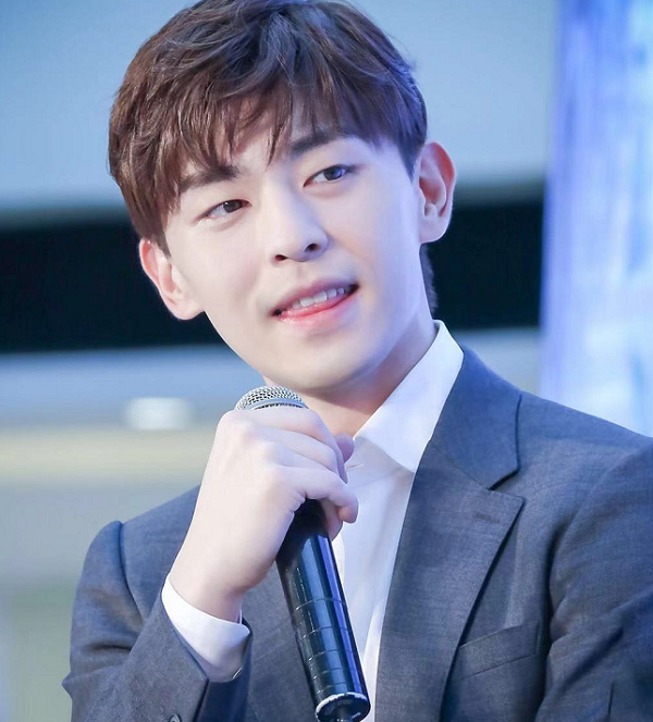 分享一波邓伦小哥哥的甜蜜笑容照张张酥到爆爱你呦