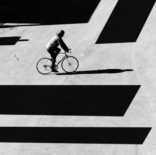 极简主义黑白剪影ruiveiga