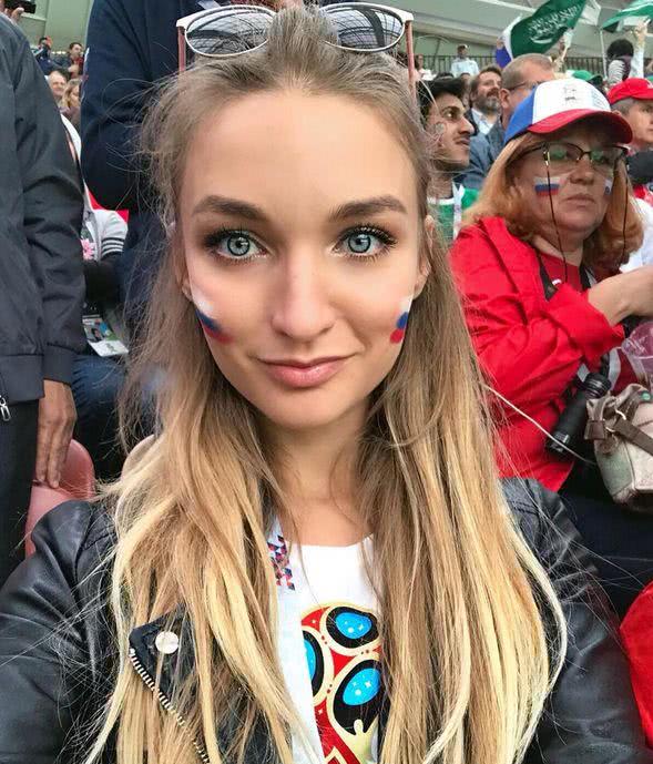 外盘足球下注:2018世界杯,俄罗斯-沙特美女球