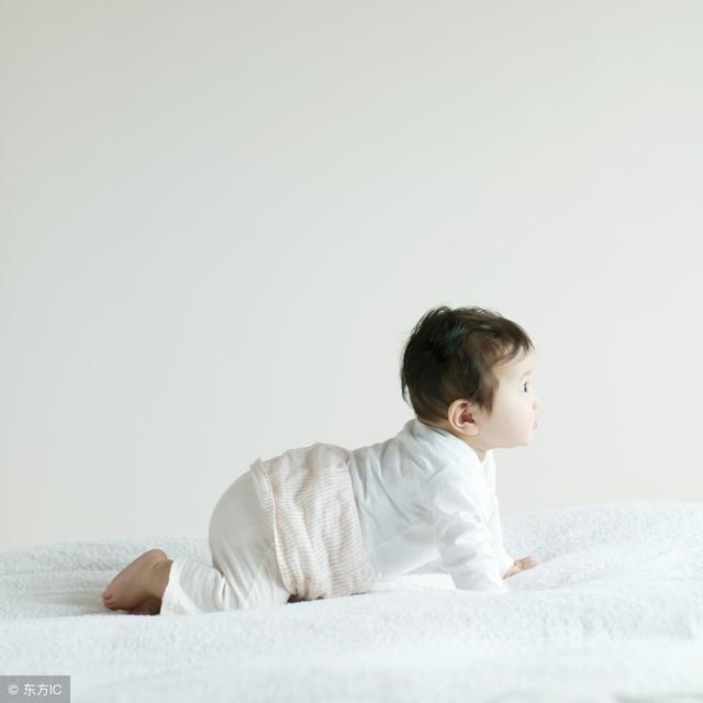 照顾0~1岁小宝宝必懂的育儿知识,一步都不能做错