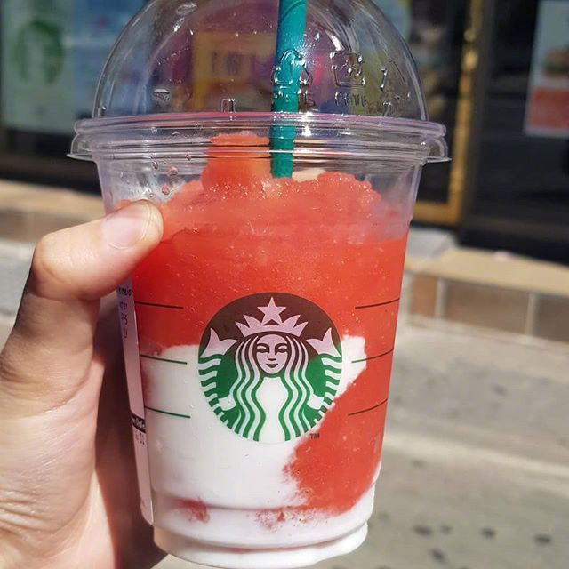 韩国星巴克推出夏季新品西瓜星冰乐了