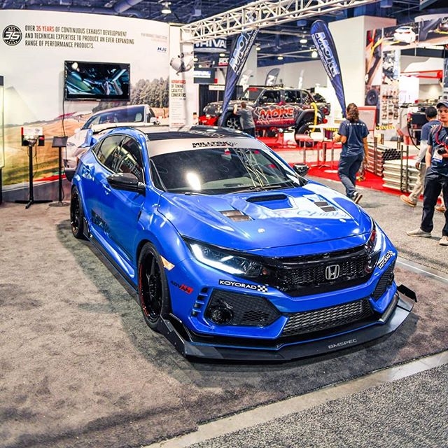 武装到牙齿的本田思域fk8一切的改装只为更好的赛道体验