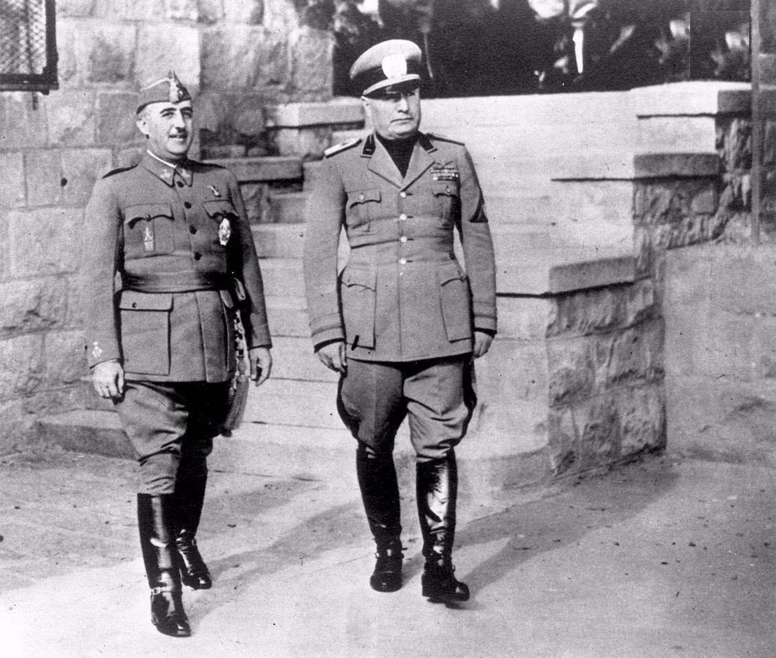 同样是法西斯,为何佛朗哥没让西班牙卷入二战,免遭了战火?