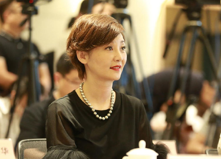 徐帆不生孩子真相曝光,真的是因为白癜风吗?金