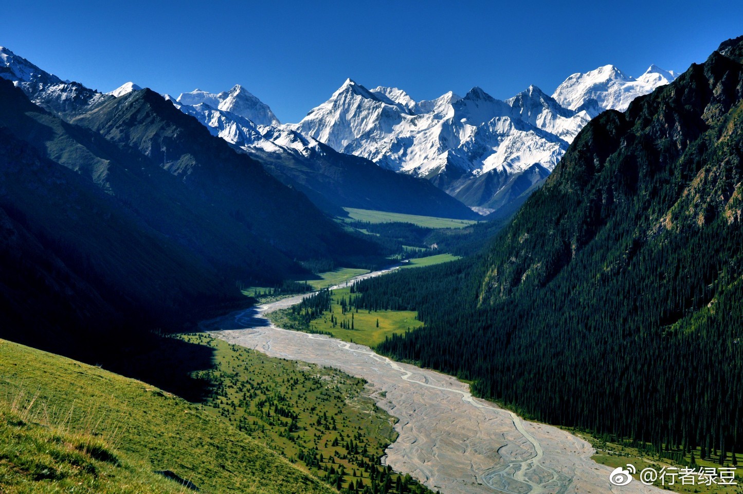 新疆夏特古道,翻越天山的冰梯,直达南疆的捷径