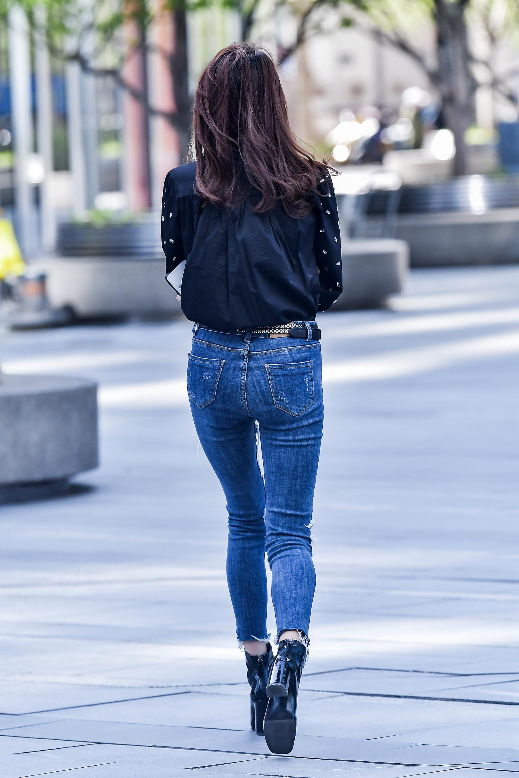 街拍九款穿搭九个背影不同打扮展现不同风采