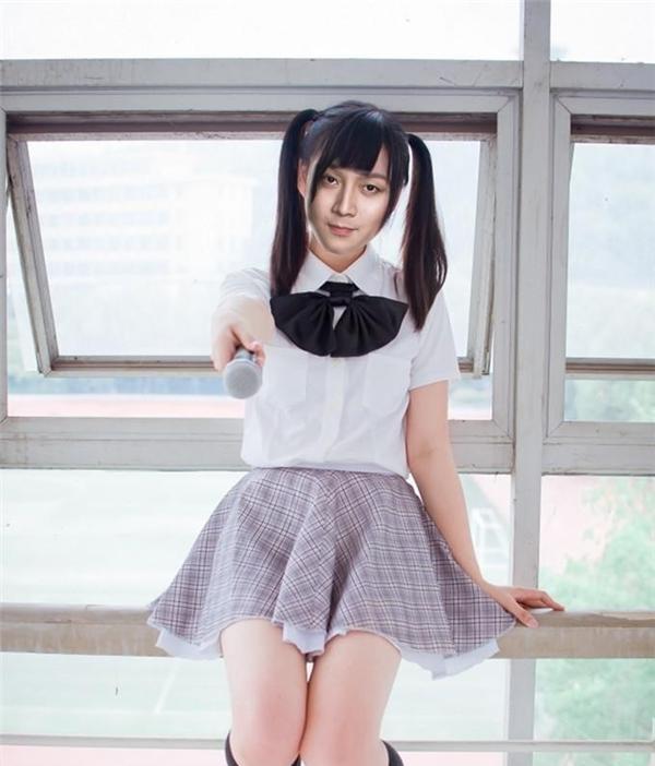 张大仙豁出去啦, 为了涨粉要男扮女装扎双马尾!