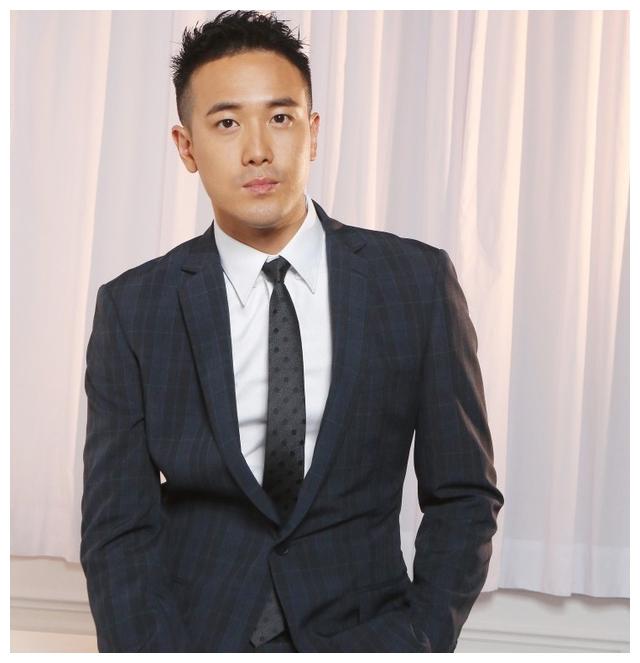 点赞蓝洁瑛去世的曾国祥,女友被曝出这种事,网友:蓝姐在天有灵