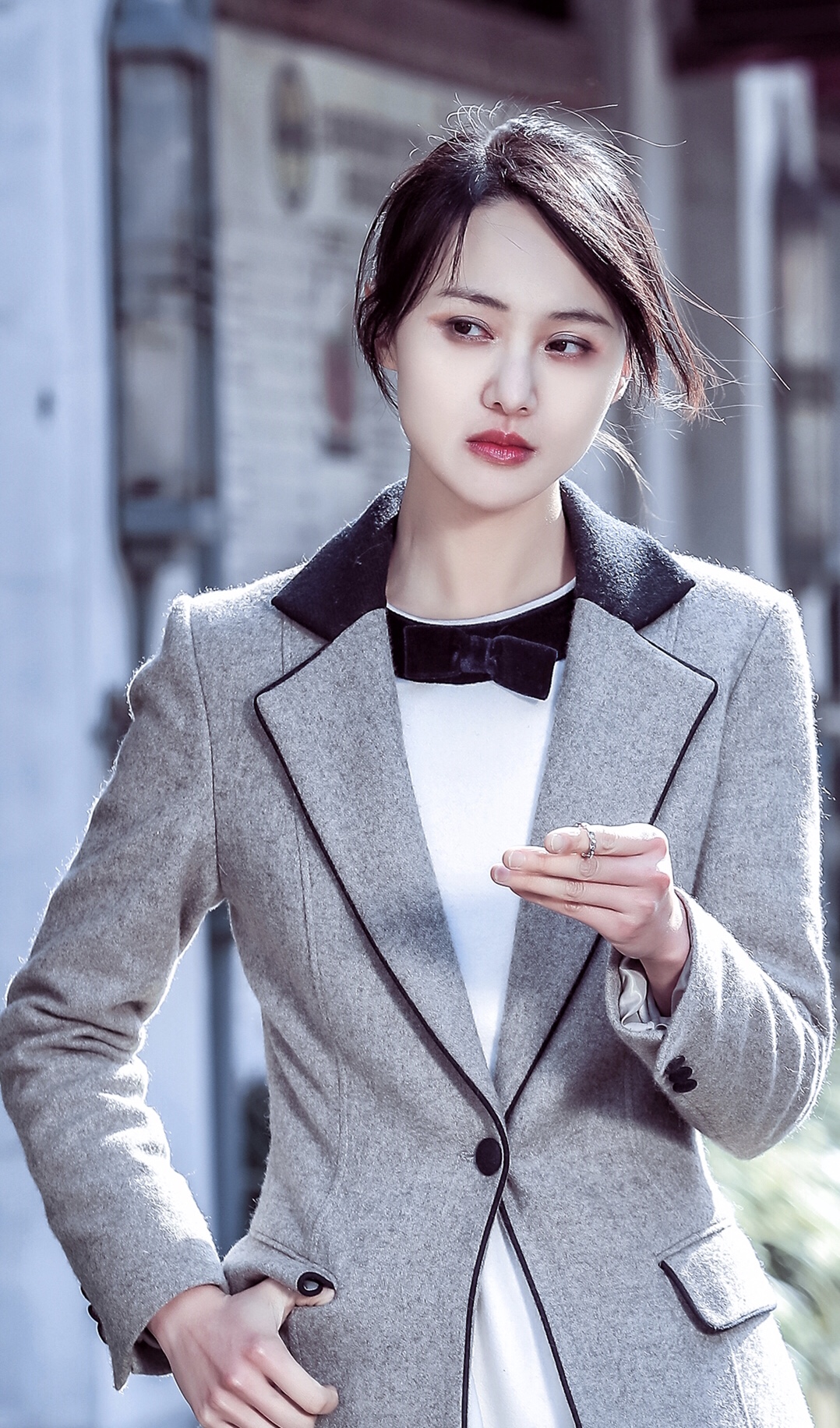 不说演技,郑爽在《绝密者》中的造型如何?