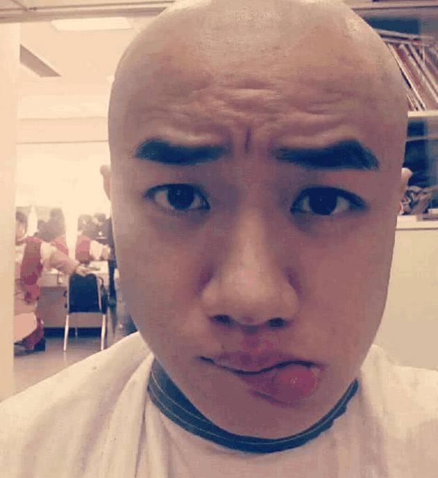 九的位男明星都剃过光头黄晓明帅气王祖蓝搞笑胡歌最丑