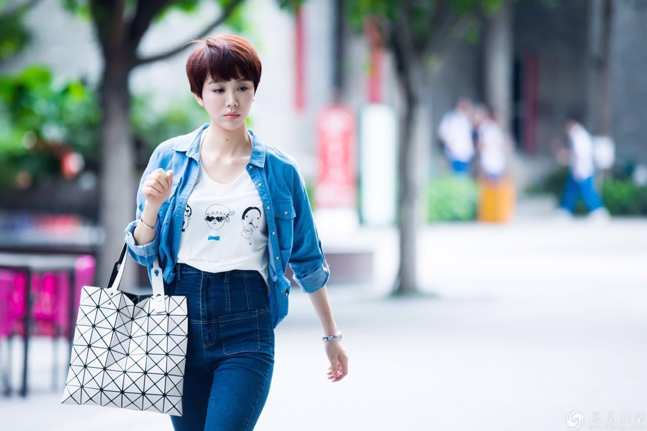 中国内地女演员：姜妍