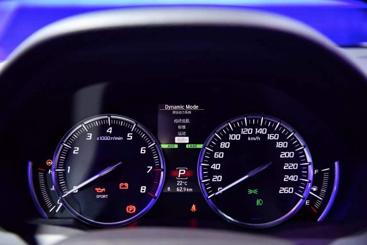 2018款讴歌tlx-l华丽亮相, 时尚外观配豪华内饰, 您会心动吗?