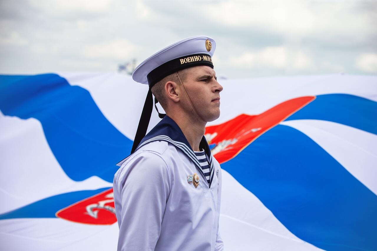 俄罗斯海军节波罗的海舰队在圣彼得堡阅兵