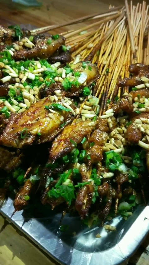 贵阳人的夜始于一份烧烤