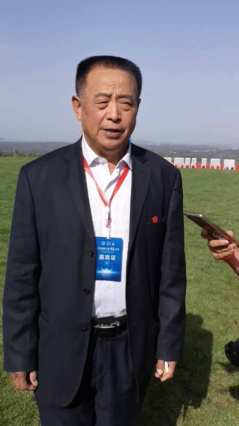 周至县哑柏镇裕盛村党委副书记余来斌