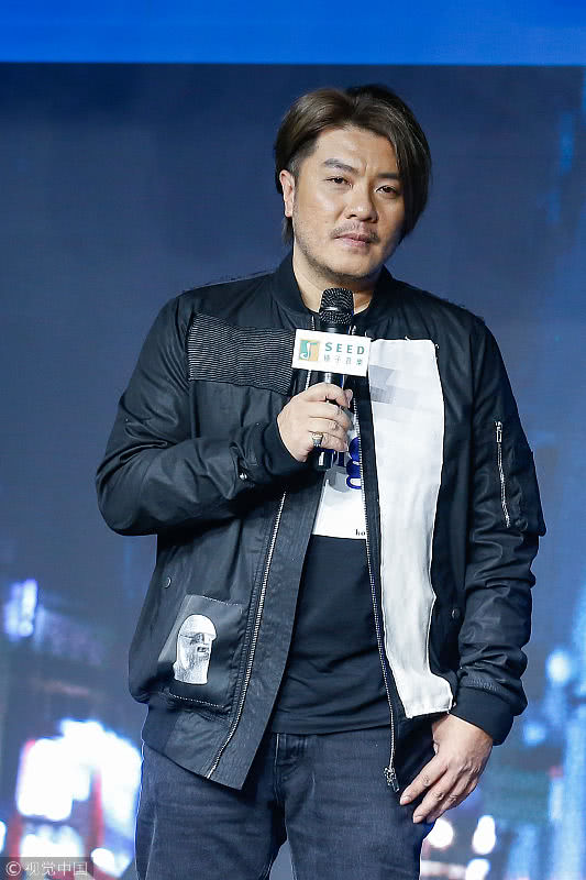 昔日"情歌王子"阿杜身材发福变大叔,吴克群为好兄弟助阵送果篮