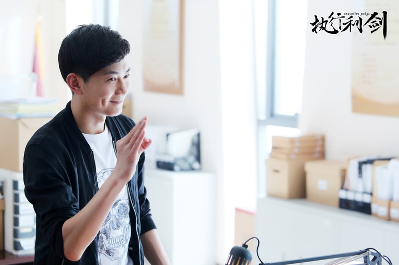 王聪《执行利剑》热血收官 正邪终极pk谭凯|谭凯|王聪|于川_新浪新闻